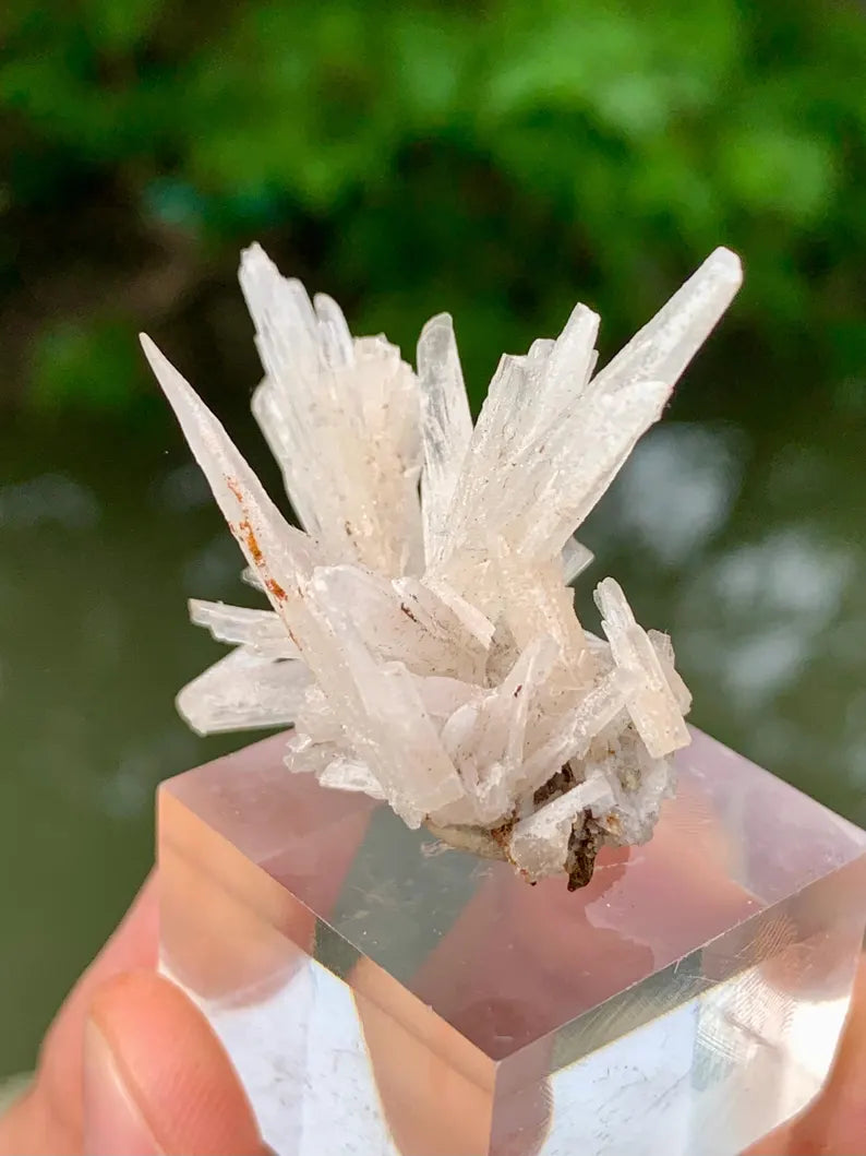 Natural Crystallized White Araginite Spikes from Pakistan - 8 Gram