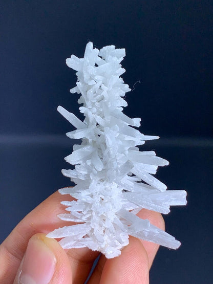 Rare White Aragonite Crystals SPikes from Pakistan - 13 Gram