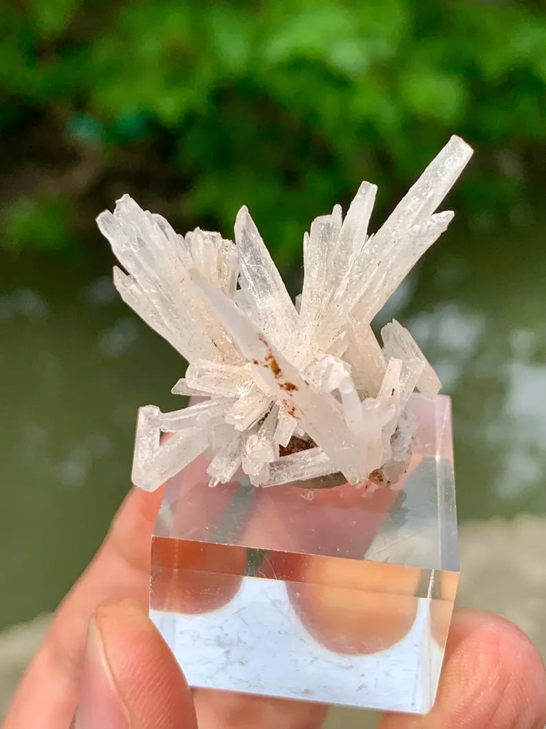 Natural Crystallized White Araginite Spikes from Pakistan - 8 Gram