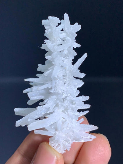 Rare White Aragonite Crystals SPikes from Pakistan - 13 Gram