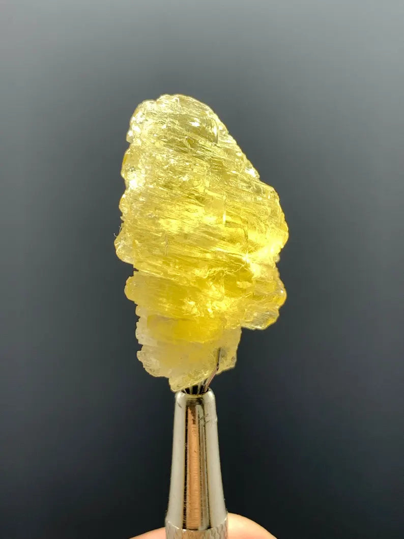 Natural Etched Yellow Heliodor Crystal Mineral from Pakistan - 42.00 Carats