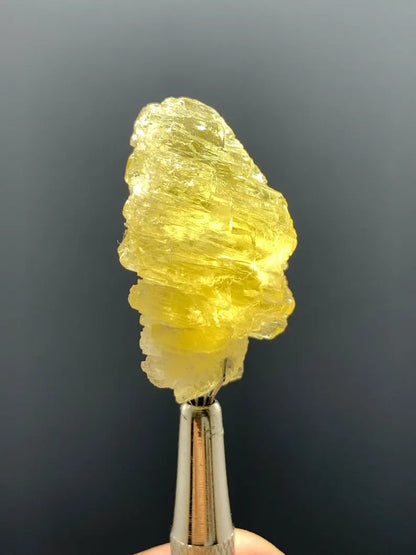Natural Etched Yellow Heliodor Crystal Mineral from Pakistan - 42.00 Carats