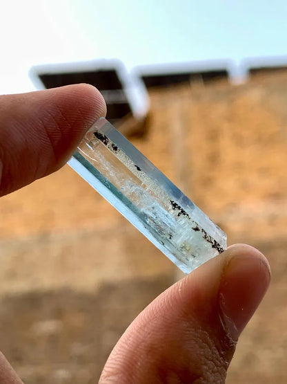 NAtural Transparent Gemmy Blue Aquamarine Crystal from Pakistan - 22.00 Carats
