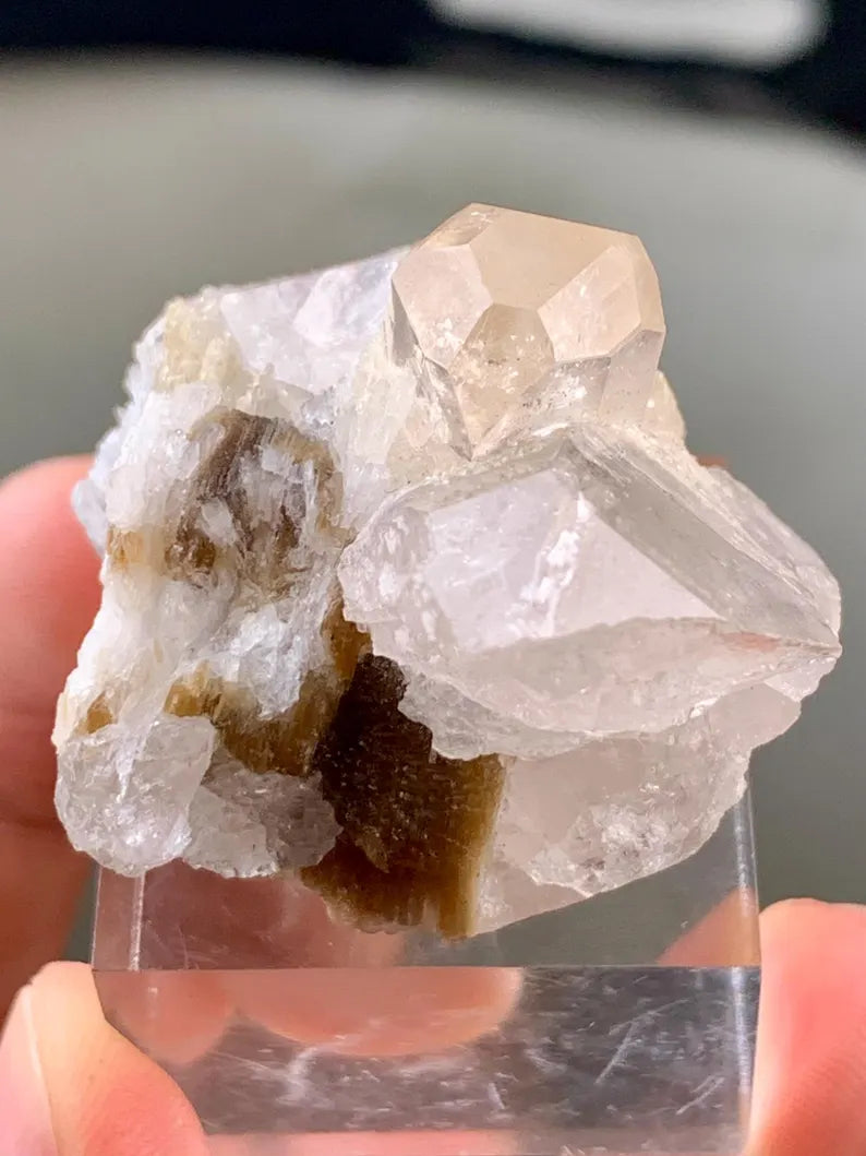 Diamond Cut Transparent Imperial Topaz  Crystal with Quartz and Mica combined from Pakistan - 30 Gram