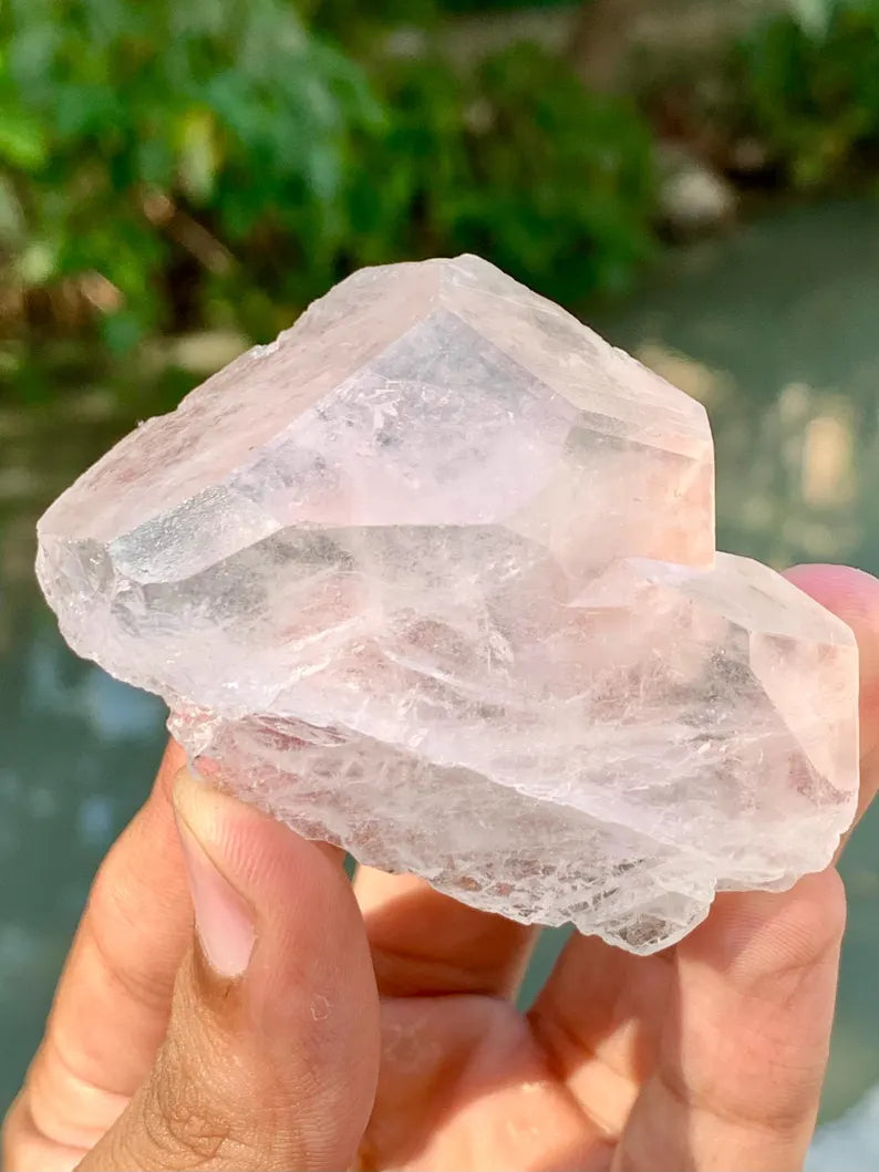 Natural terminated Pink Morganite Crystal from Afghanistan - 80 Gram