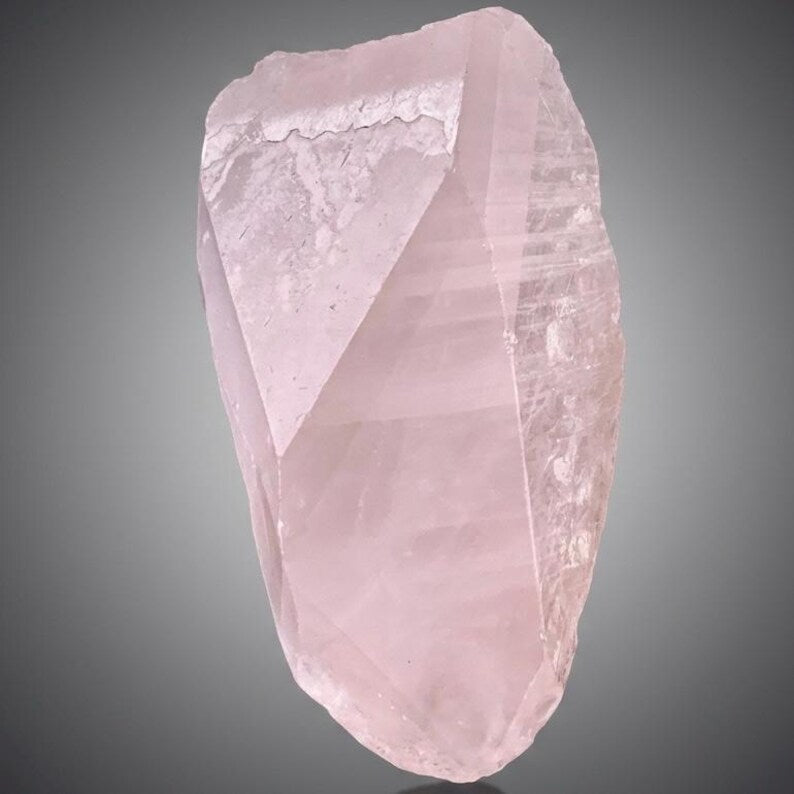 Natural terminated Afghan Pink Morganite Crystal from Afghanistan - 96 Gram