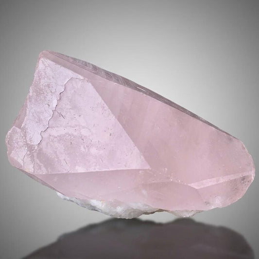 Natural terminated Afghan Pink Morganite Crystal from Afghanistan - 96 Gram
