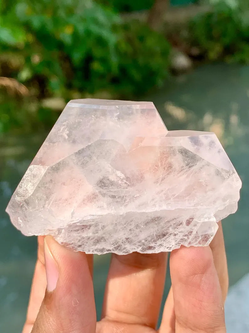 Natural terminated Pink Morganite Crystal from Afghanistan - 80 Gram
