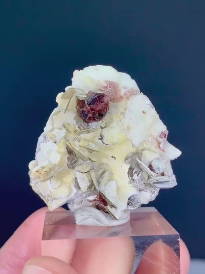 Red Garnet on Star Mica from Pakistan - 16 Gram