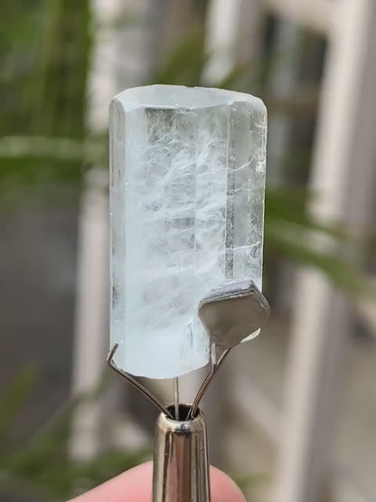Transparent Sky Blue Aqumarine Crystal from Pakistan - 27.00 Carats