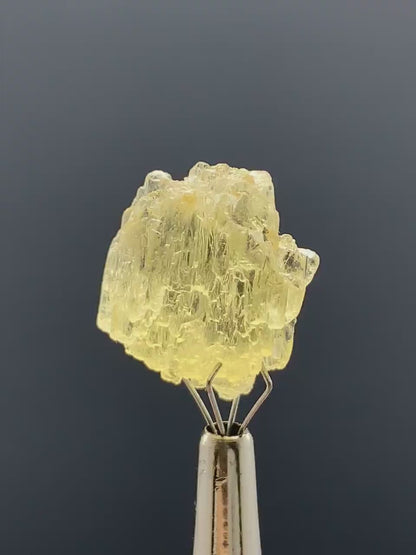 Natural Etched Yellow Heliodor Crystal from PAkistan - 16.50 Carats