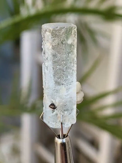 Water Blue Etched Aquamarine Crystal from Skardu Pakistan - 17.50 Carats
