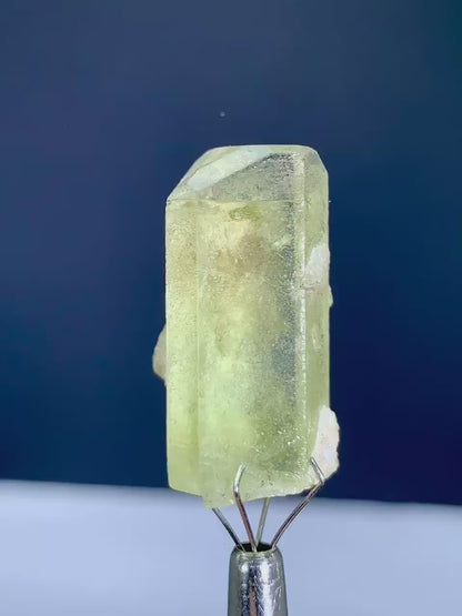 Natural Transparent yellow Helidoor Crystal from Pakistan - 07 Gram